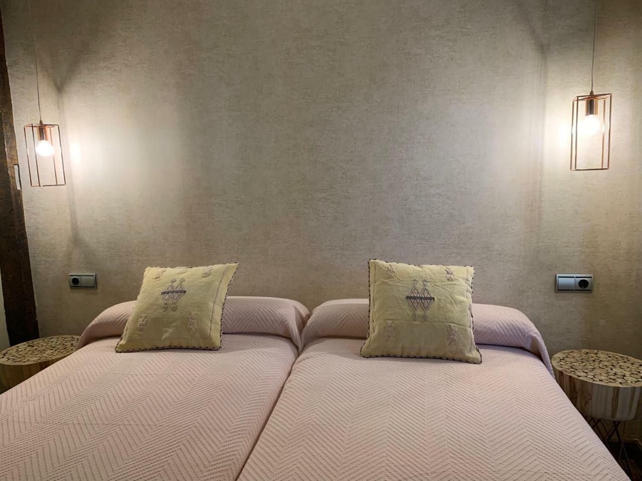 Hostal El Resbalon Cervera De Pisuerga Buitenkant foto