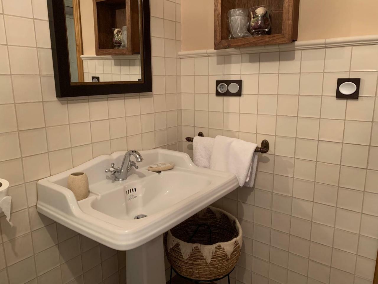 Hostal El Resbalon Cervera De Pisuerga Buitenkant foto